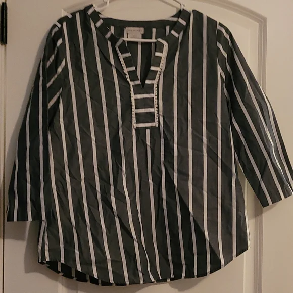 Top - Picture 3 of 3